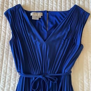 Maggy London Blue Pleated Dress Size 6P